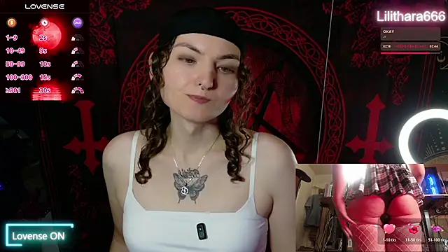 BrandiWRLD 999 online show from November 2025 07:57:01 PM