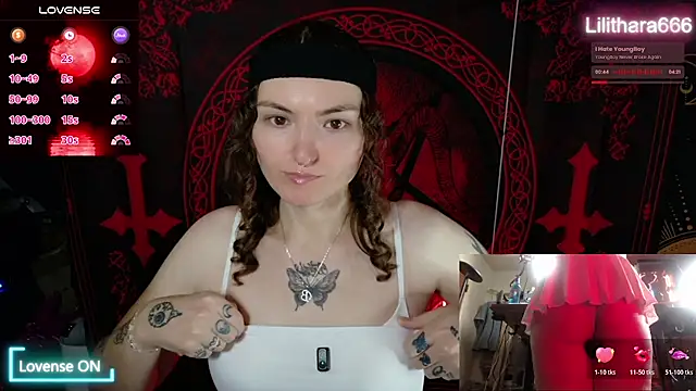 BrandiWRLD 999 online show from November 2025 02:12:02 AM