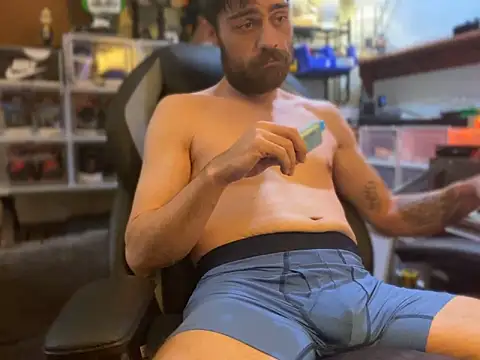 slutty guy12 online show from January 2025 02:40:02 AM