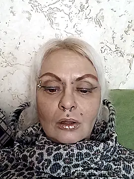 Gardener of Illusions online show from November 2025 02:56:02 AM