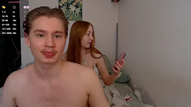 Snapshot of AliceStoneJhonyStone chatting on March 2025 11:53:02 AM AliceStoneJhonyStone online show from March 2025 11:53:02 AM