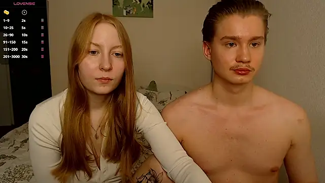 Snapshot of AliceStoneJhonyStone chatting on March 2025 04:13:01 PM AliceStoneJhonyStone online show from March 2025 04:13:01 PM