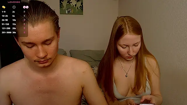 Snapshot of AliceStoneJhonyStone chatting on March 2025 11:49:02 AM AliceStoneJhonyStone online show from March 2025 11:49:02 AM