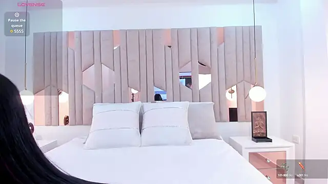 im nika  online show from January 2025 04:56:01 AM