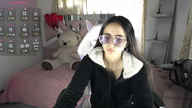 Mia Fischer online show from February 2025 08:47:01 PM