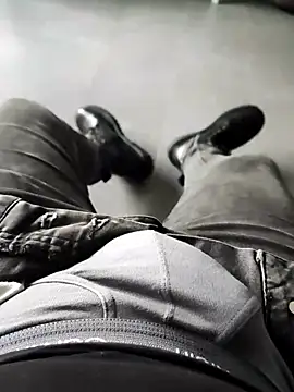 cricrimsBarcelona online show from December 2024 07:21:01 AM