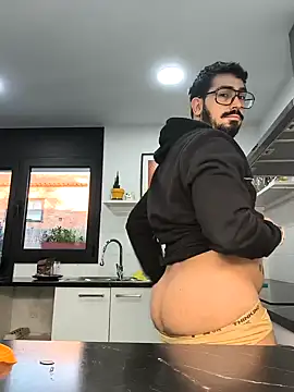 cricrimsBarcelona online show from December 2024 07:40:01 AM