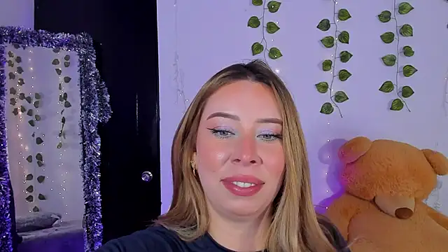 JanneKim online show from March 2026 01:05:02 PM