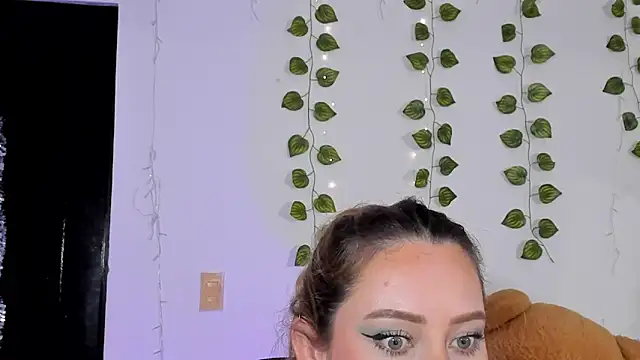 JanneKim online show from April 2026 06:47:02 PM