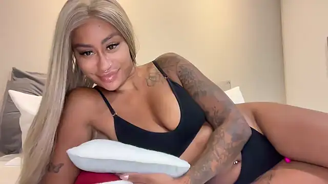 CoCo-Queen online show from February 2025 06:14:01 AM