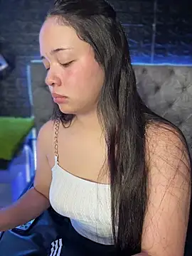 Paloma  LS online show from November 2025 07:10:01 PM