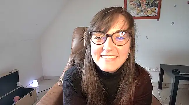 Snapshot of stunning_Rosi chatting on February 2025 11:31:02 AM stunning Rosi online show from February 2025 11:31:02 AM