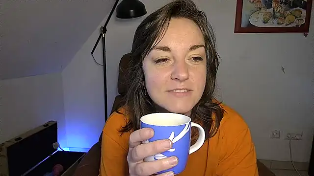 Snapshot of stunning_Rosi chatting on March 2025 07:20:02 AM stunning Rosi online show from March 2025 07:20:02 AM