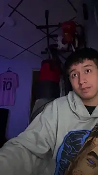 Stiven 017 online show from February 2026 12:28:01 AM