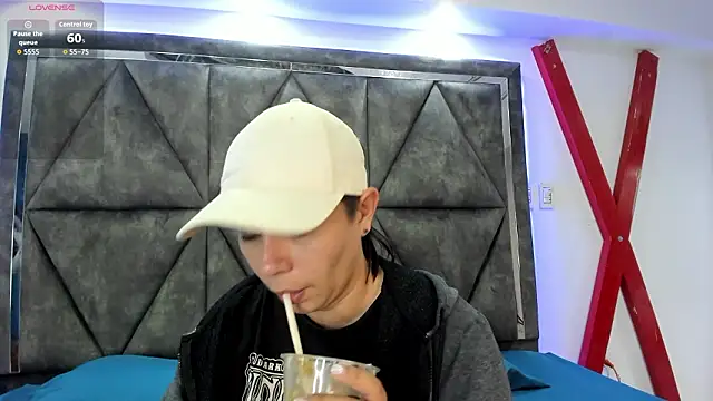 AbbySmiitth  online show from February 2026 09:11:01 PM