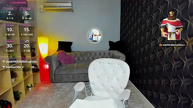 nicolee   19 online show from March 2025 10:31:02 PM