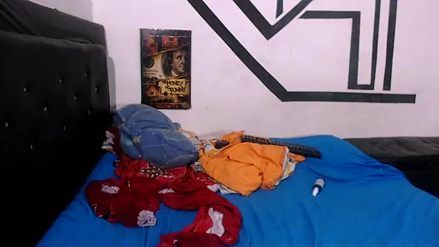 Snapshot of badssboys_always chatting on December 2024 07:20:01 PM badssboys always online show from December 2024 07:20:01 PM