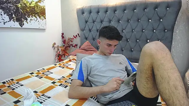 Snapshot of MrWilliseo chatting on January 2025 01:32:01 AM MrWilliseo online show from January 2025 01:32:01 AM