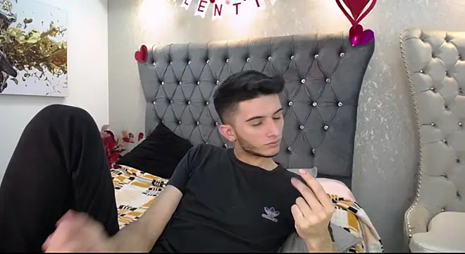 Snapshot of MrWilliseo chatting on February 2025 11:15:01 PM MrWilliseo online show from February 2025 11:15:01 PM