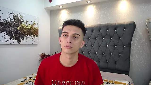 Snapshot of MrWilliseo chatting on February 2025 10:26:02 PM MrWilliseo online show from February 2025 10:26:02 PM