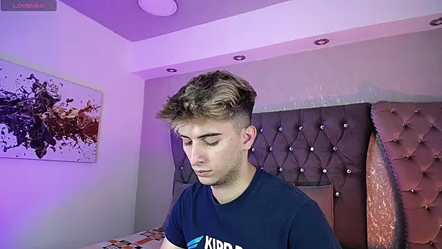 Snapshot of MrWilliseo chatting on September 2025 07:47:02 PM MrWilliseo online show from September 2025 07:47:02 PM