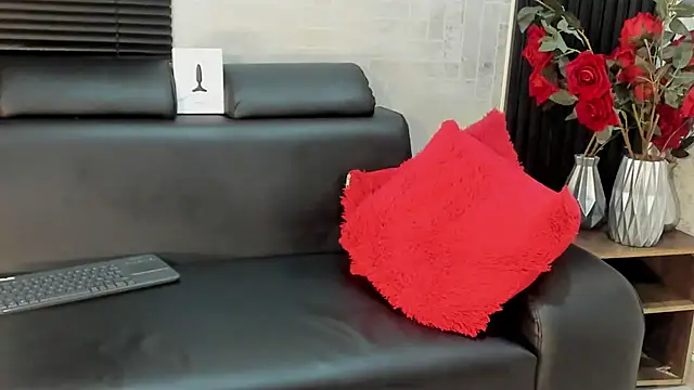 KENDER21  online show from March 2025 06:52:02 AM