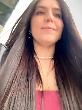 meow girl online show from April 2026 10:33:01 AM