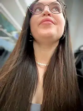 meow girl online show from April 2026 09:54:01 AM