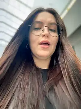 Snapshot of meow_girl chatting on April 2026 10:57:01 AM meow girl online show from April 2026 10:57:01 AM