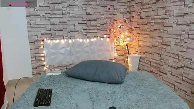 Snapshot of Vanse_lust chatting on February 2025 04:16:02 AM Vanse lust online show from February 2025 04:16:02 AM