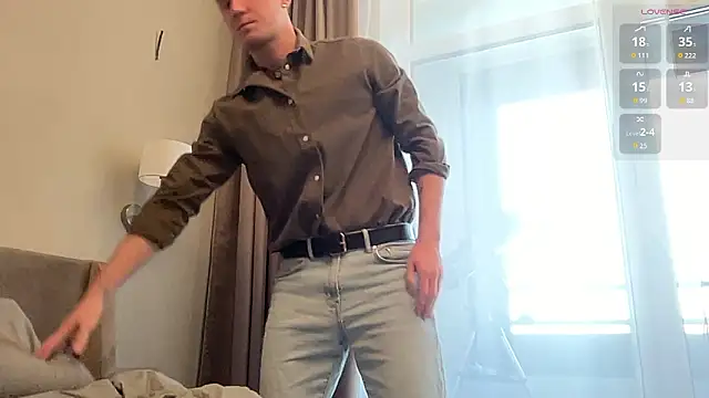 Snapshot of cute_mark chatting on February 2026 01:34:01 PM cute mark online show from February 2026 01:34:01 PM