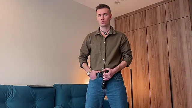 Snapshot of cute_mark chatting on April 2026 06:31:02 AM cute mark online show from April 2026 06:31:02 AM