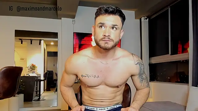 Snapshot of Maximo_Marcelo chatting on January 2025 12:06:01 AM Maximo Marcelo online show from January 2025 12:06:01 AM