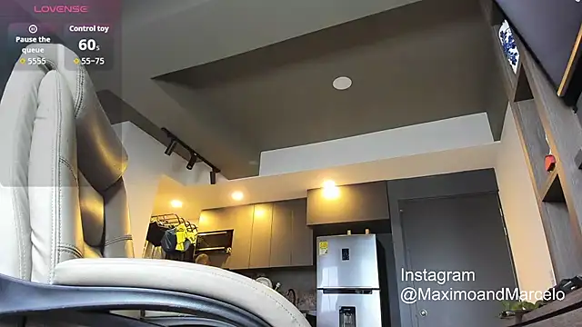 Snapshot of Maximo_Marcelo chatting on September 2025 11:12:02 AM Maximo Marcelo online show from September 2025 11:12:02 AM