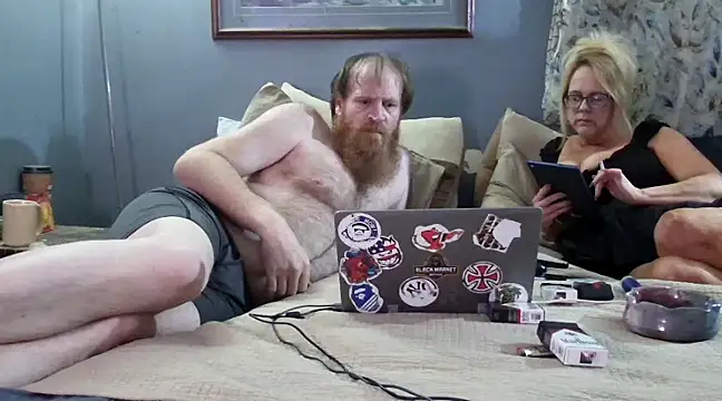 Snapshot of letsgetdirty1981 chatting on February 2025 06:02:01 AM letsgetdirty1981 online show from February 2025 06:02:01 AM