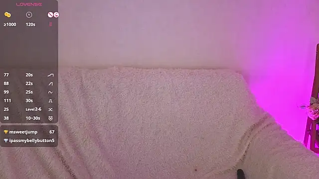 Snapshot of moonlight8_ chatting on February 2025 01:37:02 PM moonlight8 online show from February 2025 01:37:02 PM