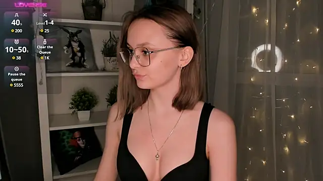 ms elizabethqueen online show from February 2025 07:12:02 PM