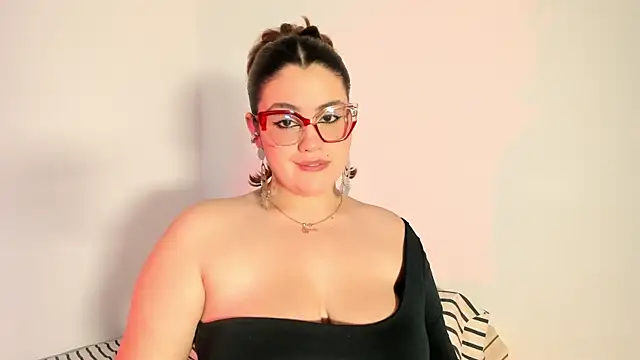 Snapshot of Candelariia_ chatting on March 2025 06:00:01 PM Candelariia  online show from March 2025 06:00:01 PM