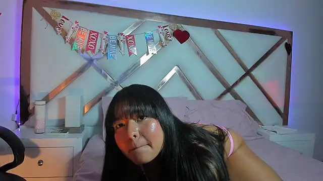 Snapshot of HayamiKioto chatting on February 2025 03:42:01 PM HayamiKioto online show from February 2025 03:42:01 PM