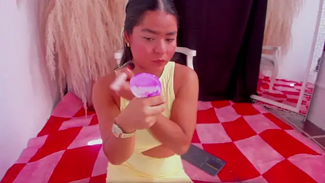 Snapshot of HayamiKioto chatting on November 2025 02:19:02 PM HayamiKioto online show from November 2025 02:19:02 PM