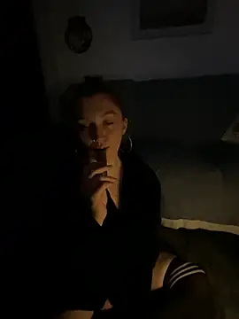 Stoner BarbieXX online show from December 2025 11:01:02 PM