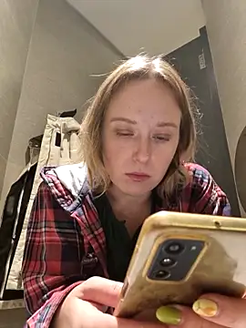 Public Katrisha online show from May 2026 02:24:01 PM