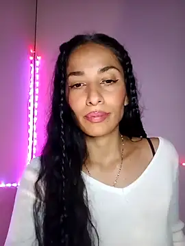 Snapshot of chloewildd_ chatting on March 2026 03:11:01 AM chloewildd online show from March 2026 03:11:01 AM
