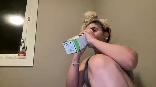 brithneysquirt online show from March 2026 08:37:02 PM