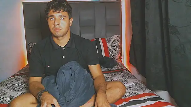 beautiful james online show from December 2024 03:06:01 AM