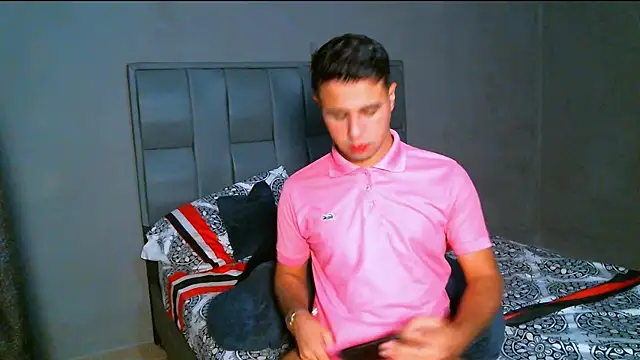 beautiful james online show from January 2025 02:10:01 AM