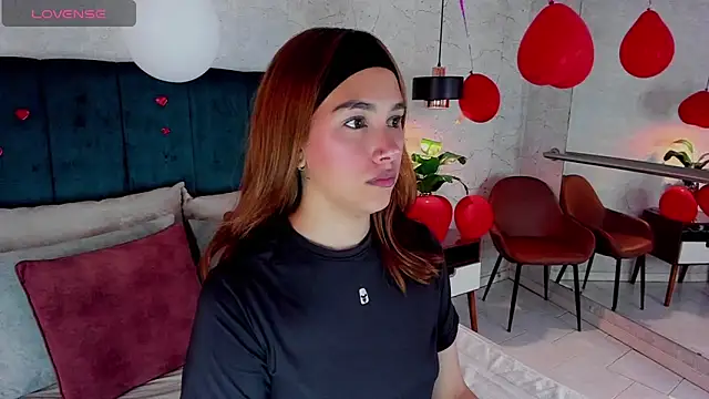 AdeleAndersonn online show from February 2026 07:54:01 PM