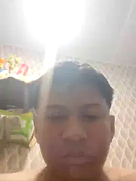 Snapshot of Tu_papi_69_ chatting on October 2025 02:30:01 AM Tu papi 69 online show from October 2025 02:30:01 AM