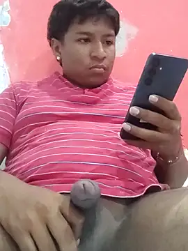 Snapshot of Tu_papi_69_ chatting on March 2026 02:16:02 AM Tu papi 69 online show from March 2026 02:16:02 AM