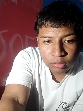 Snapshot of Tu_papi_69_ chatting on April 2026 01:50:02 AM Tu papi 69 online show from April 2026 01:50:02 AM